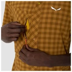 Camisa De Trekking Salewa Puez Dry M S/S Shirt Golden Brown 16 Camisa De Trekking Salewa Puez Dry M S/S Shirt Golden Brown -Tienda De Montanismo 25397b1f4113570d499254fcf603648cea5349ed E23SALETTH3363331 902