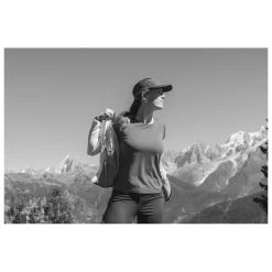 Camiseta De Trekking Millet Hiking Jacquard S/S W Foggy Dew -Tienda De Montanismo 26b3eb05abcd089e2b50a76237e21c17c78eed00 E23MILLTTH3374244 904