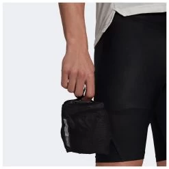 Pantalón De Trail Adidas Agravic 2.5L Rain Pant Black -Tienda De Montanismo b198bbaf06d0a10dad91b9f9100654afa6e58886 E22ADIDTEB2202691 11