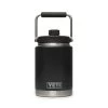 Cantimplora Yeti Cruche Rambler 1/2 Gallon (1,9L) Black -Tienda De Montanismo e1f1d651d2b75a4c416fd84ea5e78f574b3855a0 E22YETIACC88022 YETI0102240 1